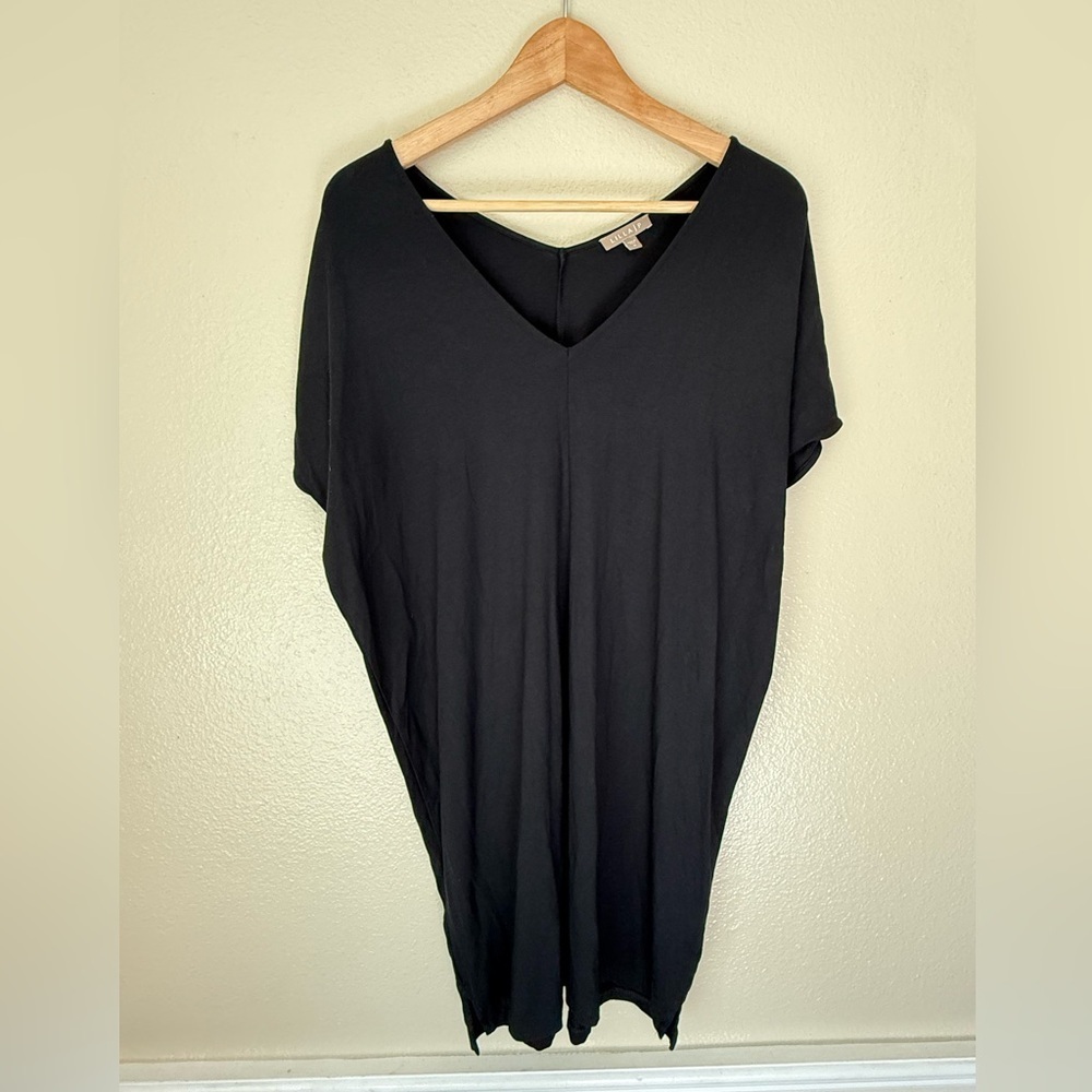 LILLA P Black V-Neck Women's Tunic Dress